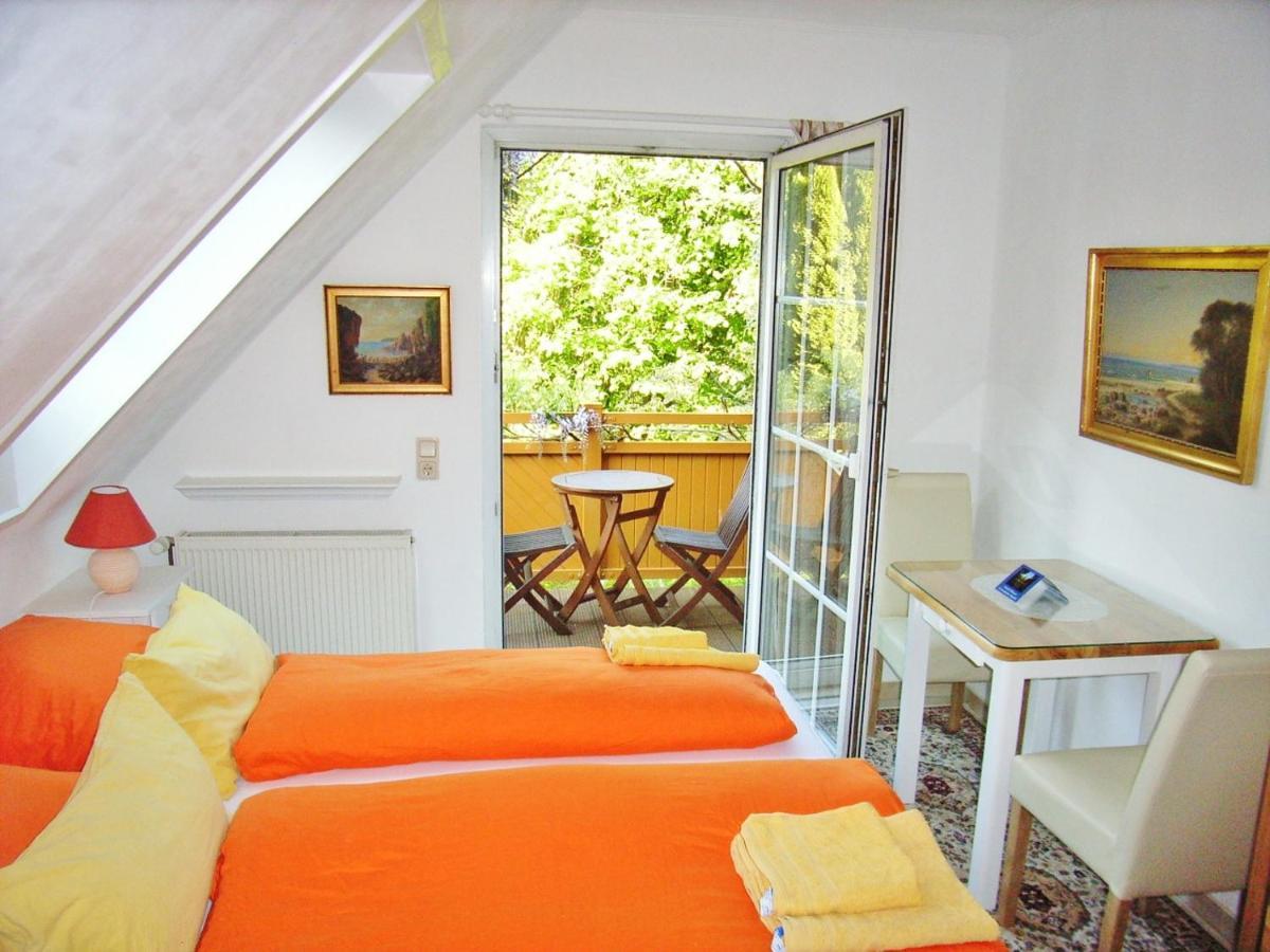 Ostsee Hotel-Pension An Der Lindenallee Bad Doberan Extérieur photo
