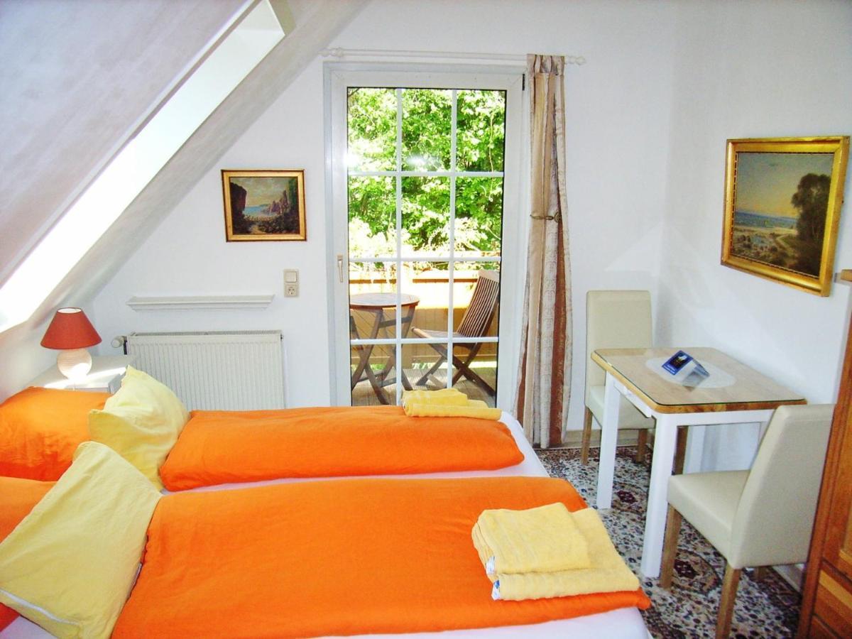Ostsee Hotel-Pension An Der Lindenallee Bad Doberan Extérieur photo